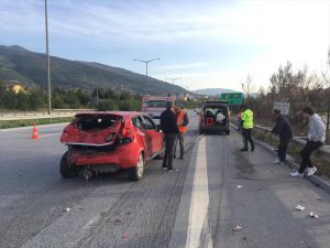Hatay'da kamyonet otomobile çarptı: 1 yaralı