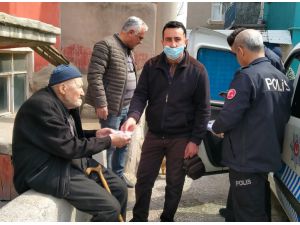 Kütahya'da 90 yaşındaki Abdullah amca "Biz Bize Yeteriz Türkiyem'' kampanyasına destek verdi