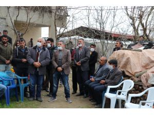 Kulp'taki şehit yakınlarından terör örgütü PKK'ya tepki