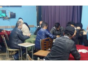 Konya'da kahvehanede oyun oynayan 21 kişiye para cezası