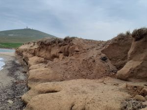 Çanakkale Bozcaada'da bin 500 yıllık kiremit mezar