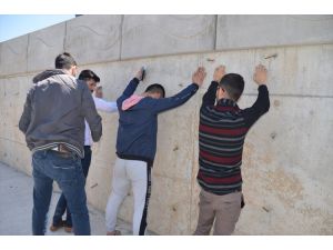 Kahramanmaraş'ta araçla polisten kaçan 4 kişiye "sokağa çıkma kısıtlamasını ihlal"den ceza