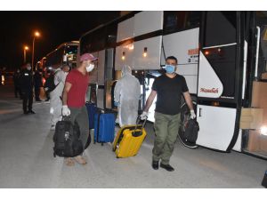 Irak'tan getirilen 136 Türk işçi Afyonkarahisar'da yurda yerleştirildi