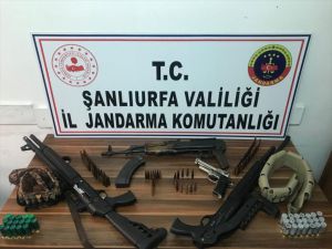 Şanlıurfa'da silah kaçakçılığı operasyonunda 14 kişi gözaltına alındı