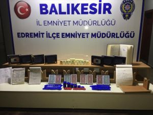 Balıkesir'de kumar oynanan eve düzenlenen baskında 13 kişiye 53 bin lira ceza kesildi
