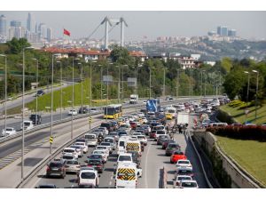 İstanbul'da "kontrollü sosyal hayat"ın ilk günü