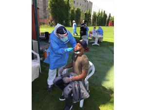 Gençlerbirliği'nde teknik ekip ve futbolculara koronavirüs testi yapıldı