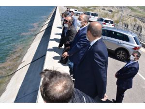 DSİ Genel Müdür Vekili Kaya Yıldız, Ilısu Barajı'nda incelemelerde bulundu