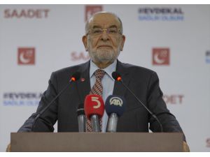 Saadet Partisi Genel Başkanı Karamollaoğlu, sağlık çalışanlarına teşekkür etti