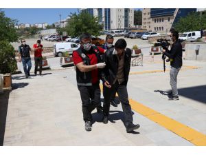 GÜNCELLEME - Elazığ'da yastık içinde saklanan 1100 uyuşturucu hap ele geçirildi