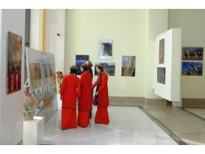 "Türkmenistan-Tarafsızlık Ülkesi" fotoğraf sergisi