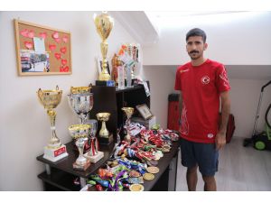 Milli atlet Yavuz Ağralı, Kovid-19 sürecinde olimpiyatlara Bingöl'deki evinde hazırlanıyor