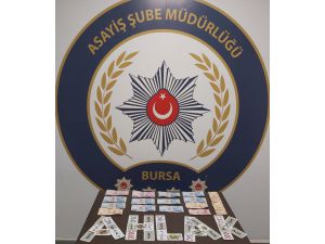 Bursa'da kumar oynanan 7 iş yerindeki 101 kişiye ceza kesildi