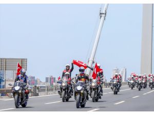 İstanbul'da motorize polis ekiplerinden 19 Mayıs'a özel şehir turu