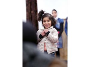 Suriye'de rejimin vurduğu yetimhaneden kurtulan Sevra, 5 yaşına girdi