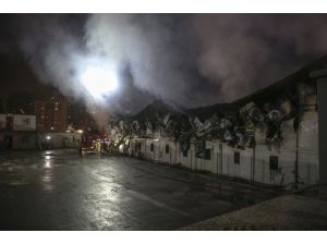 İstanbul'da inşaat alanında yangın