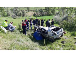 Adana'da uçuruma devrilen otomobilin sürücüsü öldü