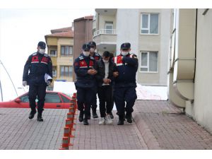 Kayseri'de uyuşturucu ticareti şüphelisi 2 yabancı uyruklu tutuklandı