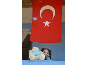 Samsun'da, şehidin 3 yaşındaki kızına doğum günü sürprizi
