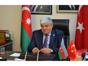 Azerbaycan Cumhuriyeti 102. yılını kutluyor