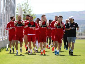 Sivasspor hazırlıklarına devam etti