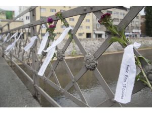 Bosna'daki savaşın sivil kurbanları, Beyaz Kurdele Günü'nde anıldı