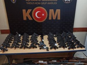 Mersin'de yasa dışı silah ticareti operasyonu: 13 gözaltı