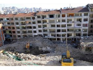 Bağcılar'da riskli ilan edilen 10 alan, kentsel dönüşümle yenileniyor