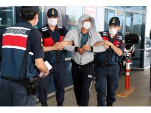 GÜNCELLEME - Havadan uçakla ağaçlık alana uyuşturucu atılmasıyla ilgili gözaltına alınanlardan 6'sı tutuklandı