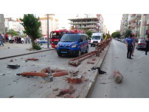 Kumluca'da trafik kazası: 2 yaralı
