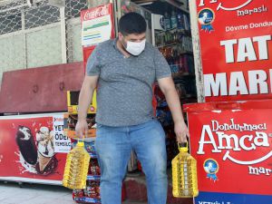 Bakan Koca, doğru maske kullanımı için fotoğrafını paylaştığı kişiyi telefonla aradı