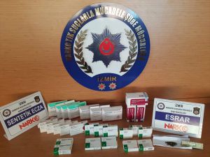 İzmir merkezli 3 ildeki uyuşturucu operasyonunda 12 kişi yakalandı