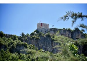 Orta Çağ'ın ünlü kalesi "Namrun" ziyaretçilerini bekliyor