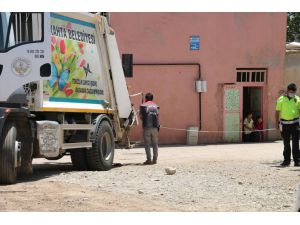 Adıyaman'da çöp toplama aracının çarptığı çocuk öldü