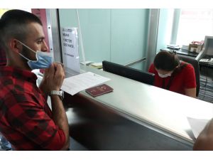 Arnavutluk ve Karadağ'daki Türk vatandaşları yurda dönüyor