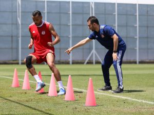 Sivasspor'da Denizlispor maçı hazırlıkları sürüyor