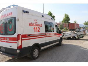 Düzce'de takla atan otomobilin sürücüsü yaralandı