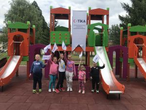 TİKA Karadağ'da oyun parkı ve yeşil alan kurdu
