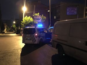 İstanbul'da "yol verme kavgası"nda 3 kişi yaralandı