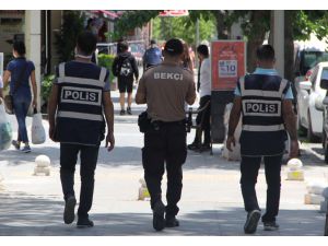 Muğla'da maske takmayan 130 kişiye para cezası verildi