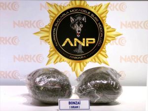 Ankara'da uyuşturucu operasyonu: 2 gözaltı