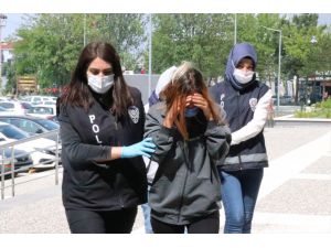 Bolu'da 2'si kadın 3 hırsızlık şüphelisi suçüstü yakalandı