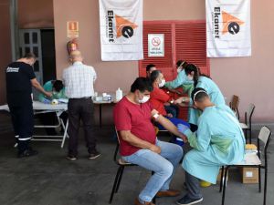 Gaziantep'te firma çalışanlarına antikor temelli Kovid-19 testi yapılıyor