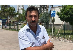 GÜNCELLEME 2- Adana'da "çay bayat" kavgası: 1 yaralı