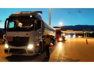 Yurt genelinde yük taşıyan araçlar denetlendi