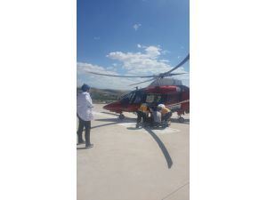 Kayseri'de ambulans helikopter, kalça eklemi kırılan kişi için havalandı