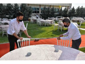 Diyarbakır ve Elazığ'da düğünler Kovid-19 tedbirleriyle yapılmaya başladı