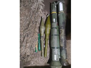 Teröristlere ait roketatarlar bulundu