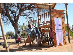 TİKA'dan Namibya'daki mülteci çocuklara destek