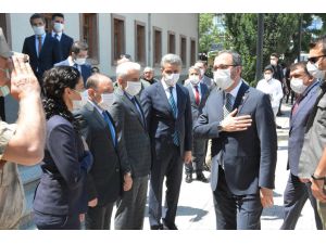 Gençlik ve Spor Bakanı Kasapoğlu, Malatya'da ziyaretlerde bulundu: